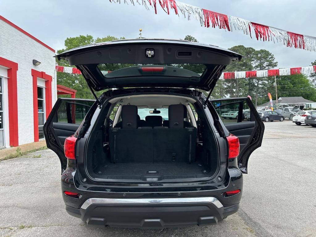 2019 Nissan Pathfinder SV photo