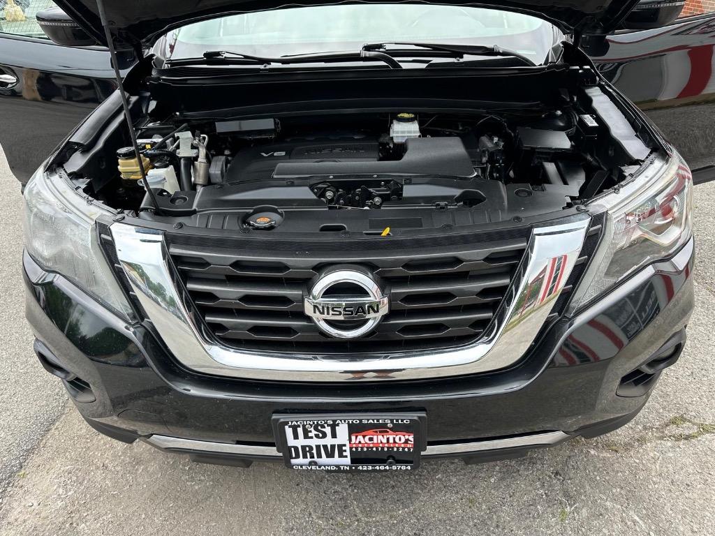 2019 Nissan Pathfinder SV photo
