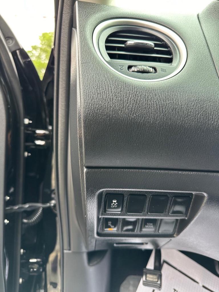 2019 Nissan Pathfinder SV photo
