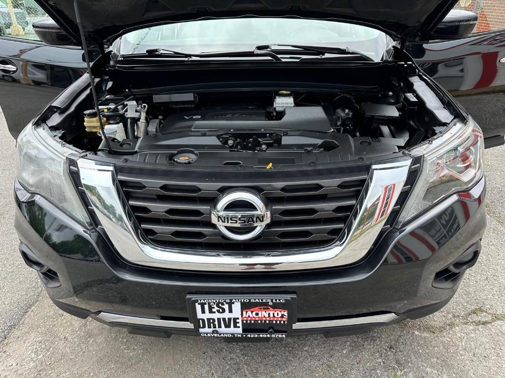 2019 Nissan Pathfinder SV photo
