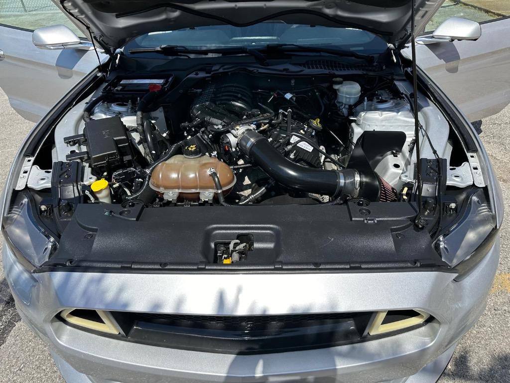 2015 Ford Mustang photo