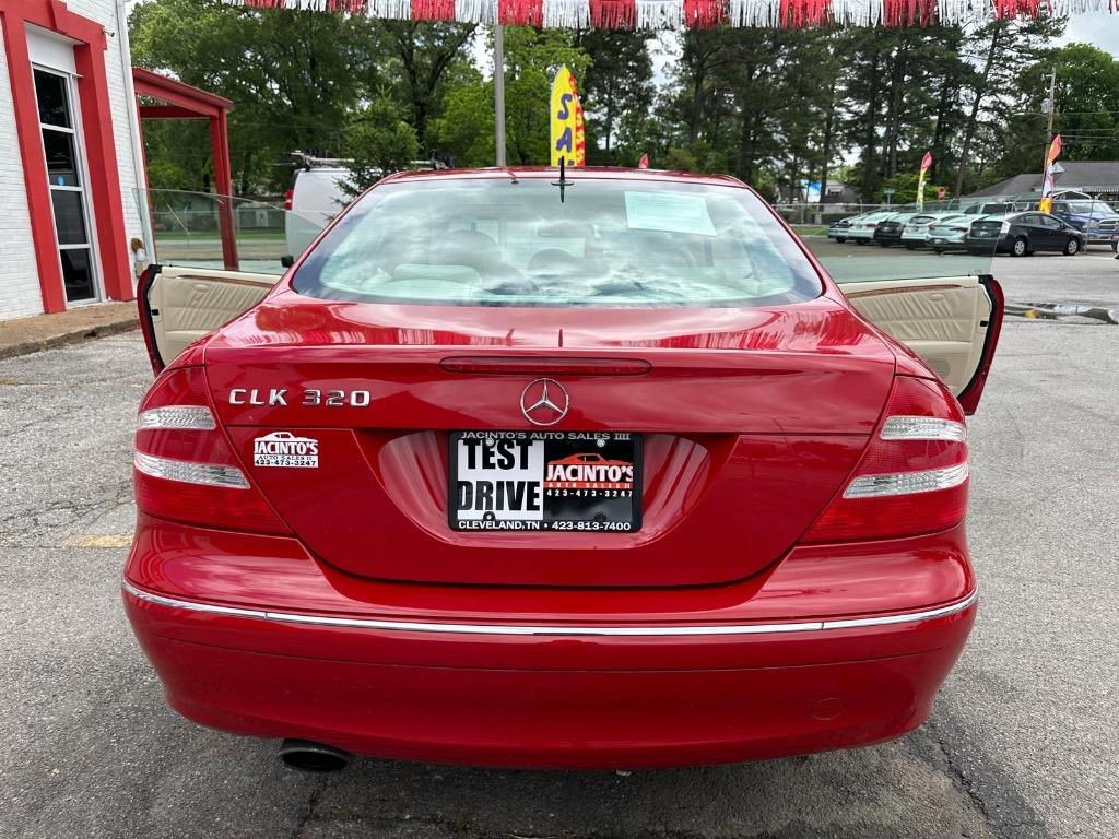 2005 Mercedes-Benz CLK-Class CLK320 photo