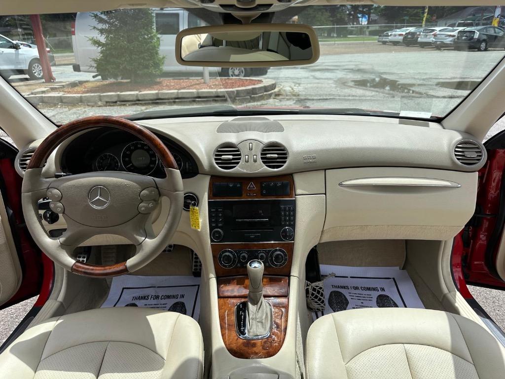 2005 Mercedes-Benz CLK-Class CLK320 photo