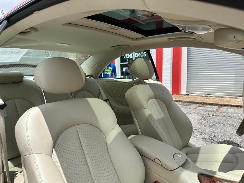 2005 Mercedes-Benz CLK-Class CLK320 photo