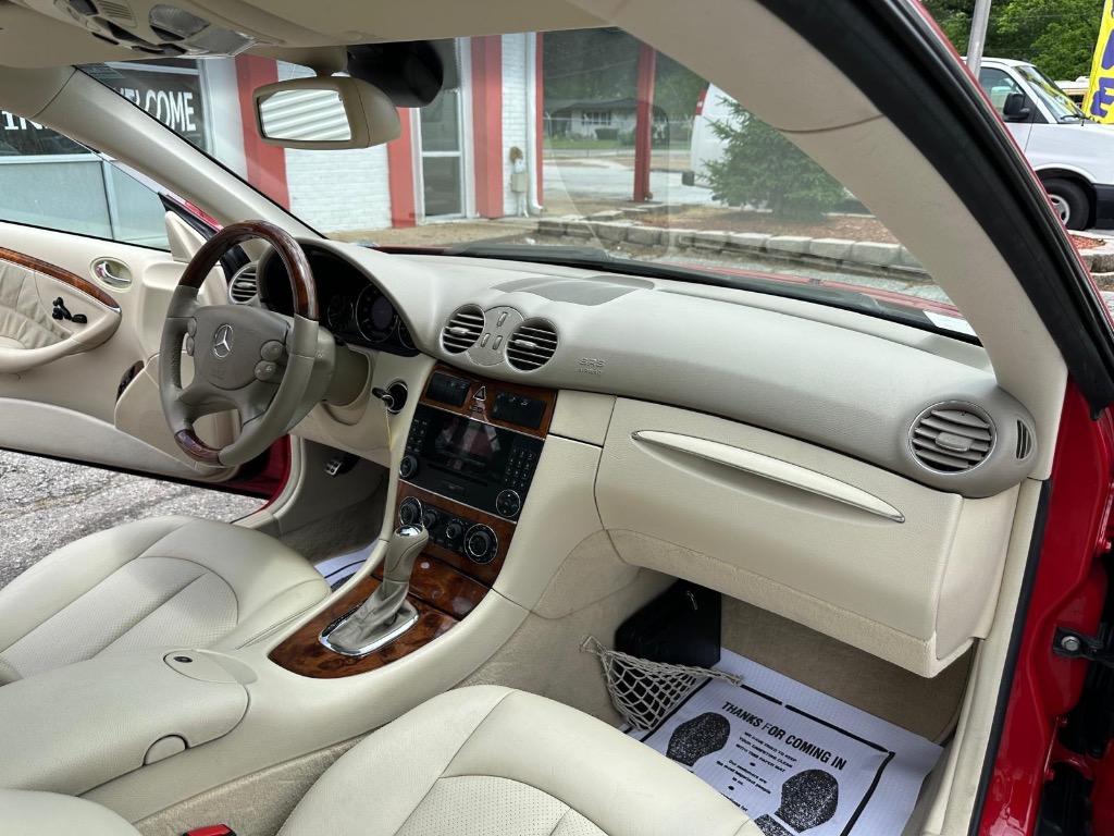 2005 Mercedes-Benz CLK-Class CLK320 photo