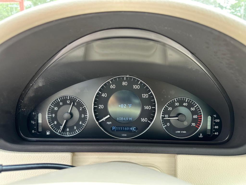2005 Mercedes-Benz CLK-Class CLK320 photo