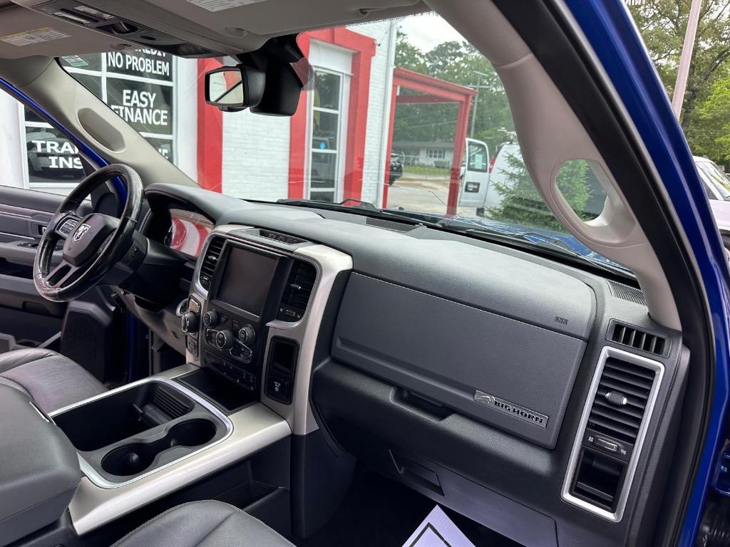 2016 RAM 1500 SLT photo