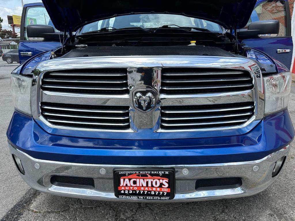 2016 RAM 1500 SLT photo