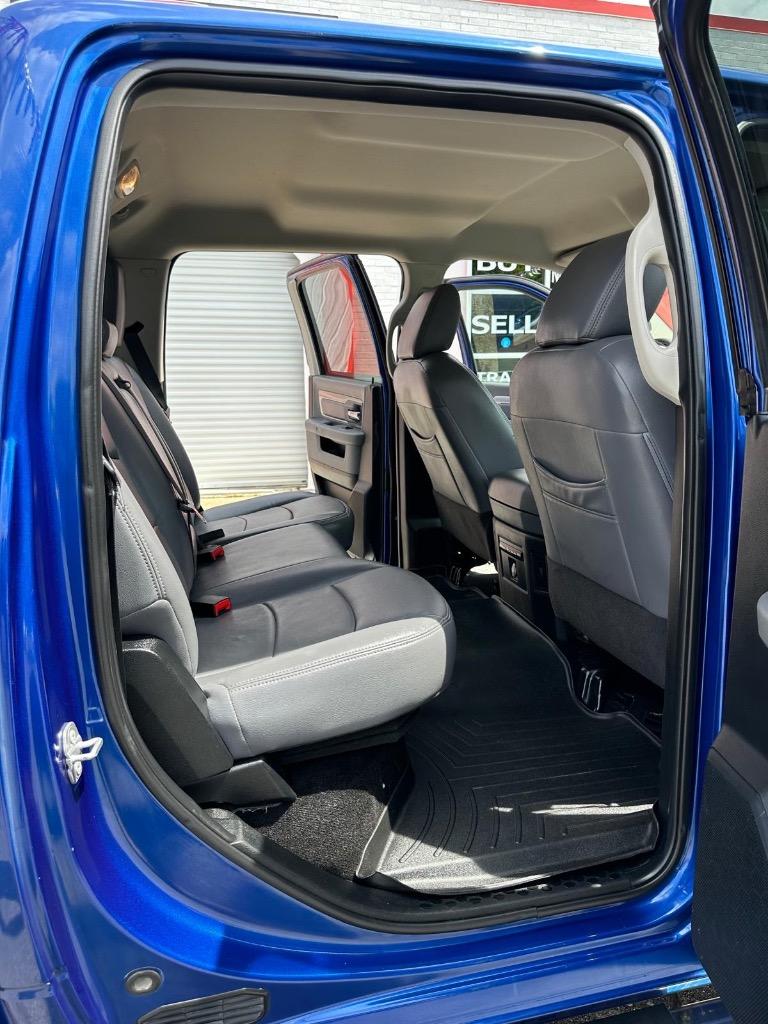 2016 RAM 1500 SLT photo