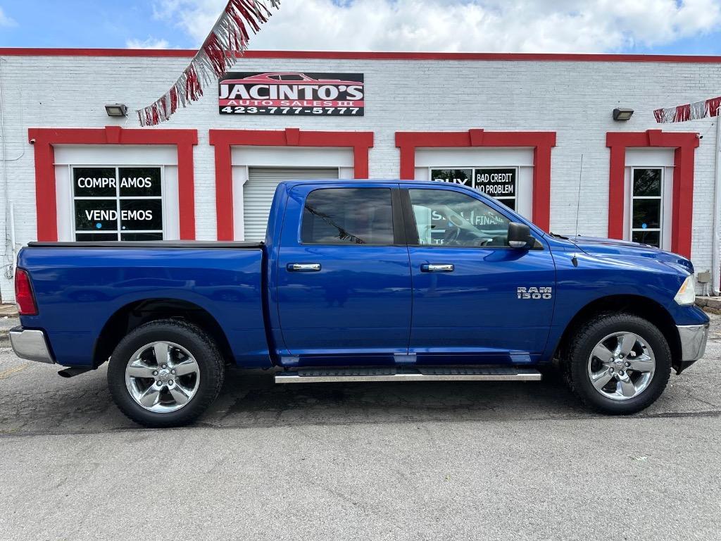 2016 RAM 1500 SLT photo