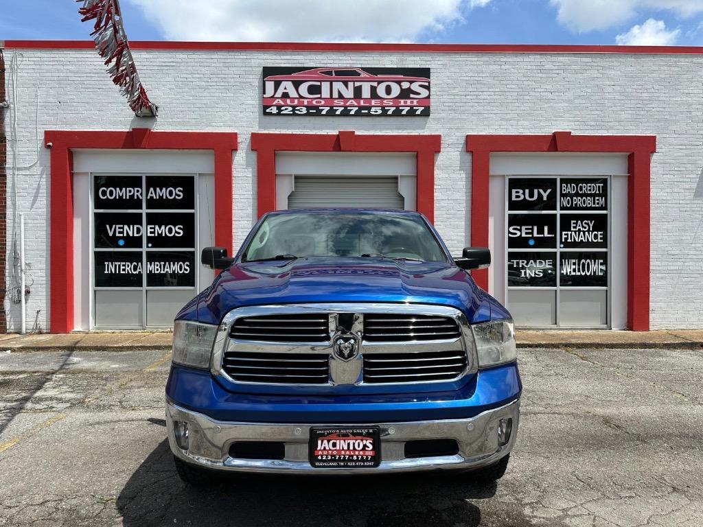 2016 RAM 1500 SLT photo