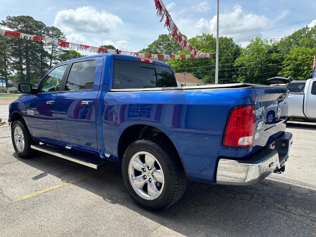 2016 RAM 1500 SLT photo