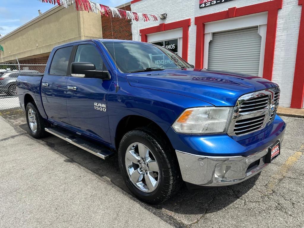 2016 RAM 1500 SLT photo