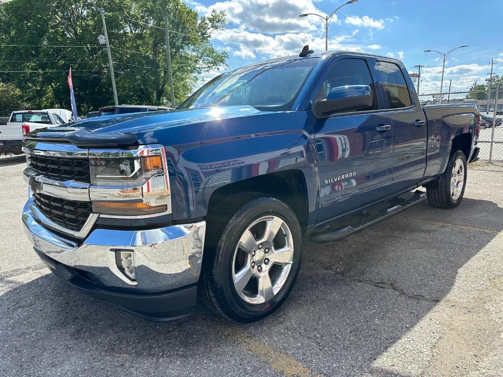 2016 Chevrolet Silverado 1500 LT photo