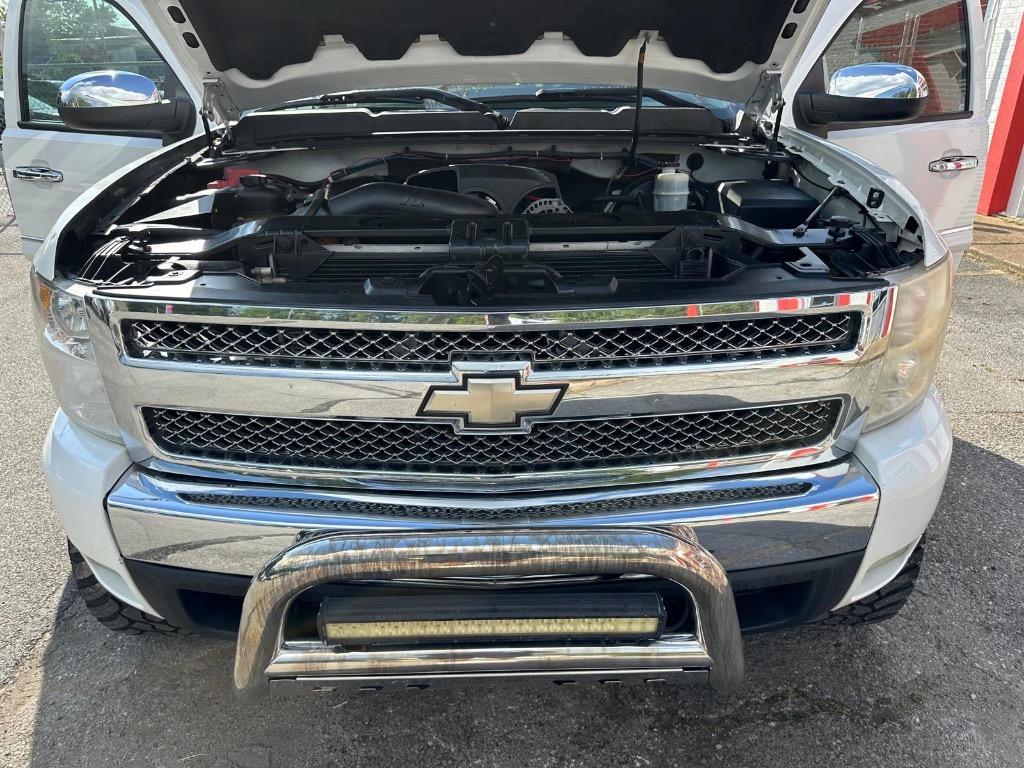 2010 Chevrolet Silverado 1500 LT photo