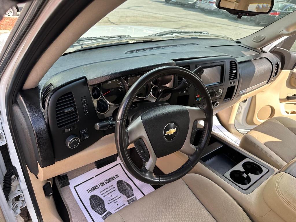 2010 Chevrolet Silverado 1500 LT photo