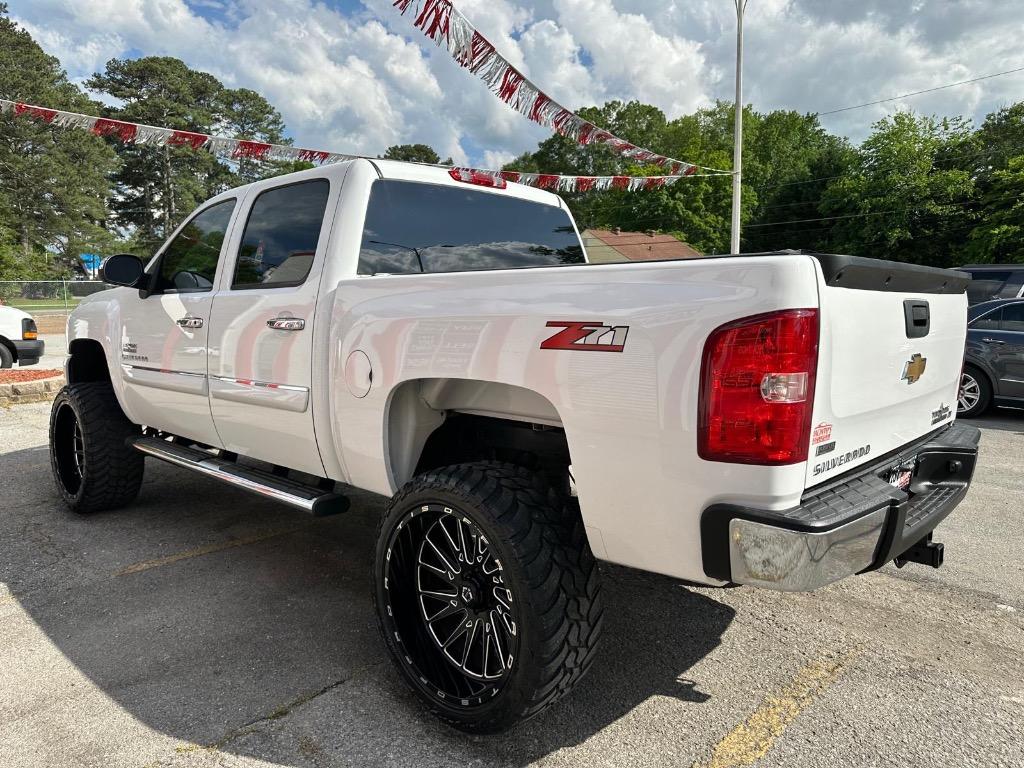 2010 Chevrolet Silverado 1500 LT photo