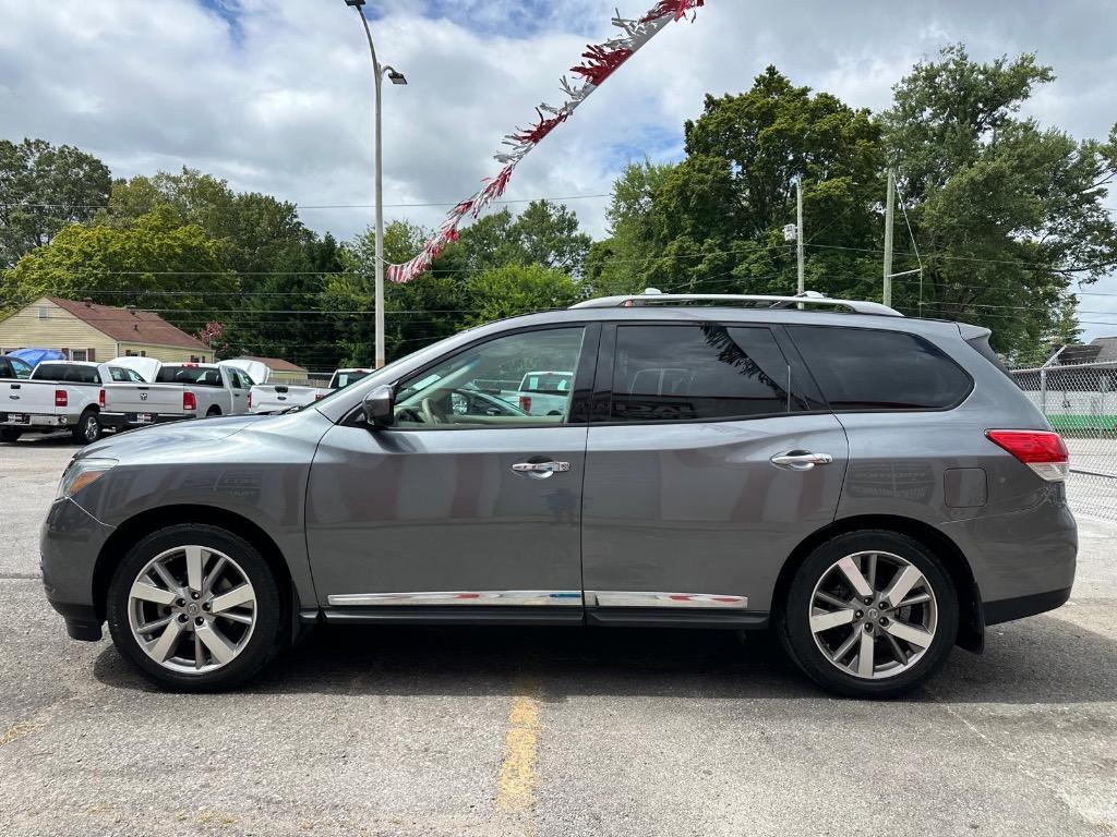 2015 Nissan Pathfinder - $10,995