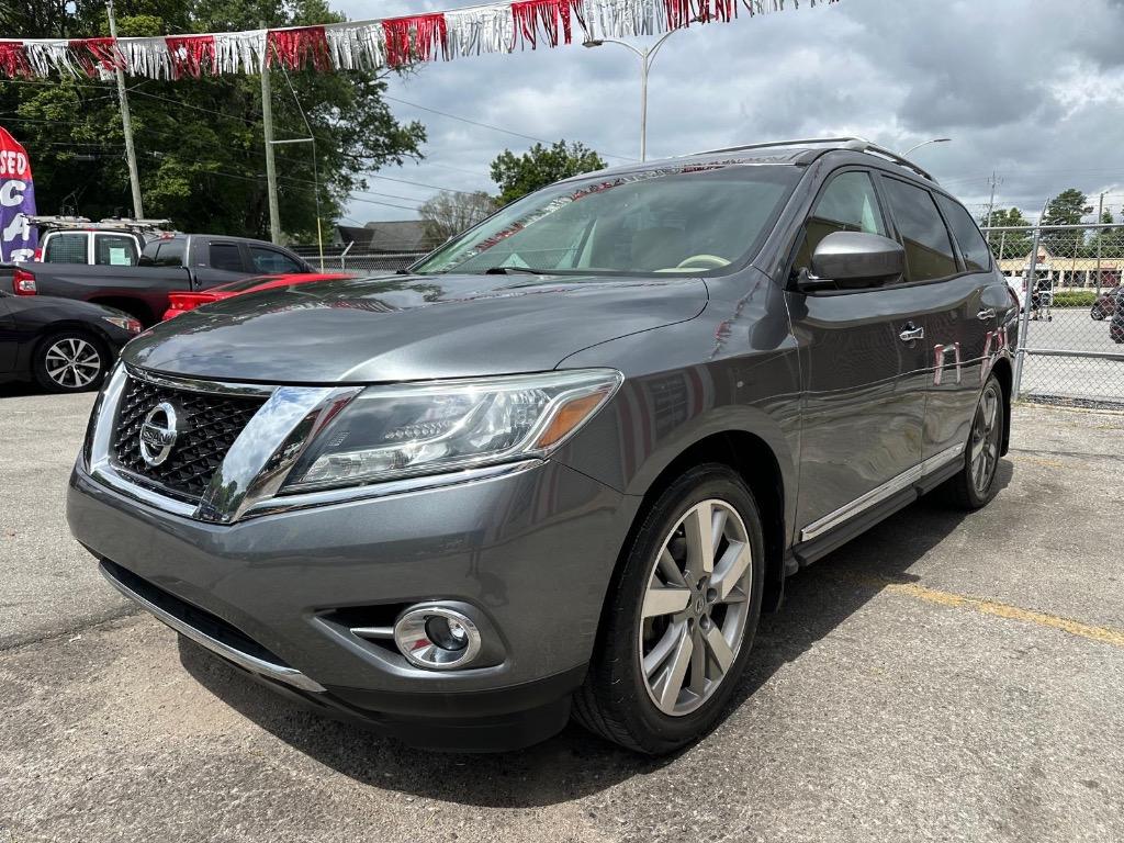 2015 Nissan Pathfinder - $10,995