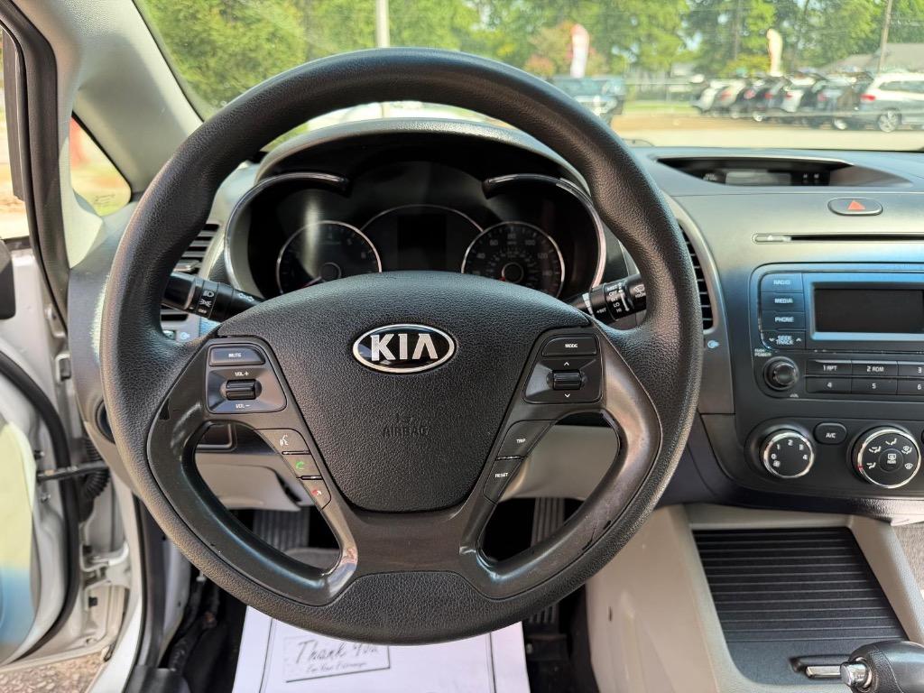 2016 Kia Forte - $7,995
