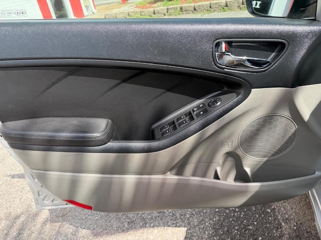 2016 Kia Forte - $7,995