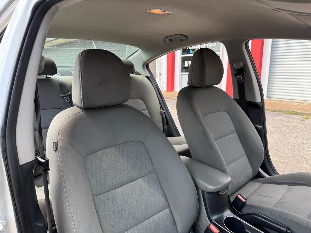 2016 Kia Forte - $7,995