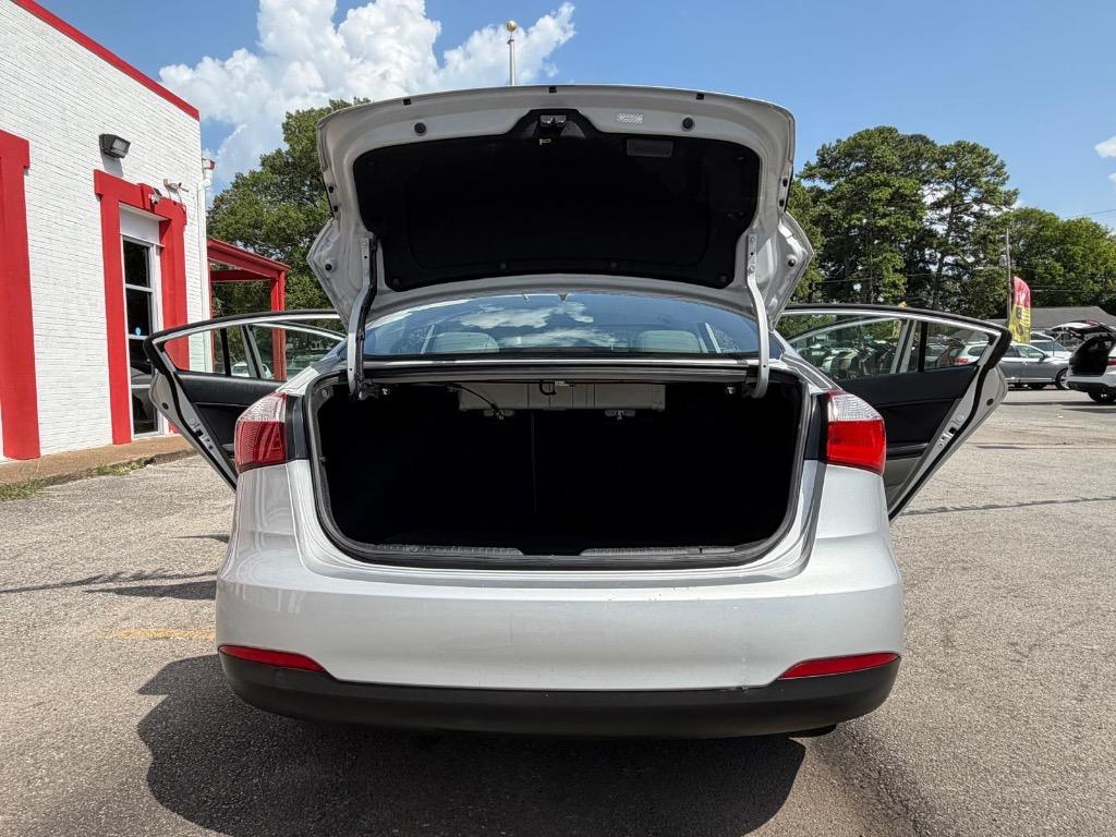 2016 Kia Forte - $7,995