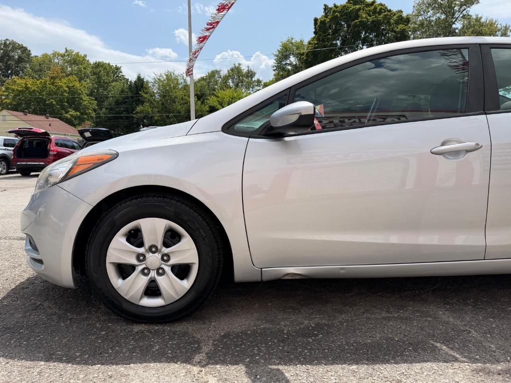 2016 Kia Forte - $7,995
