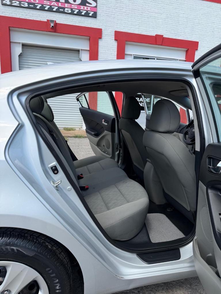 2016 Kia Forte - $7,995