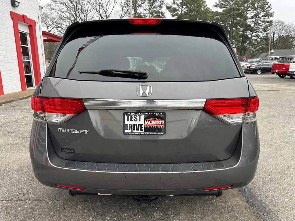 2016 Honda Odyssey - $11,995
