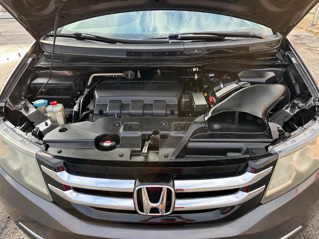 2016 Honda Odyssey - $11,995