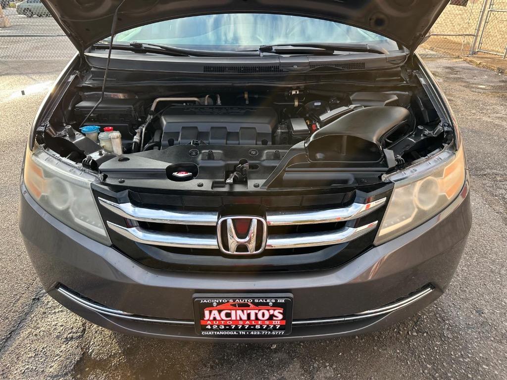 2016 Honda Odyssey - $11,995
