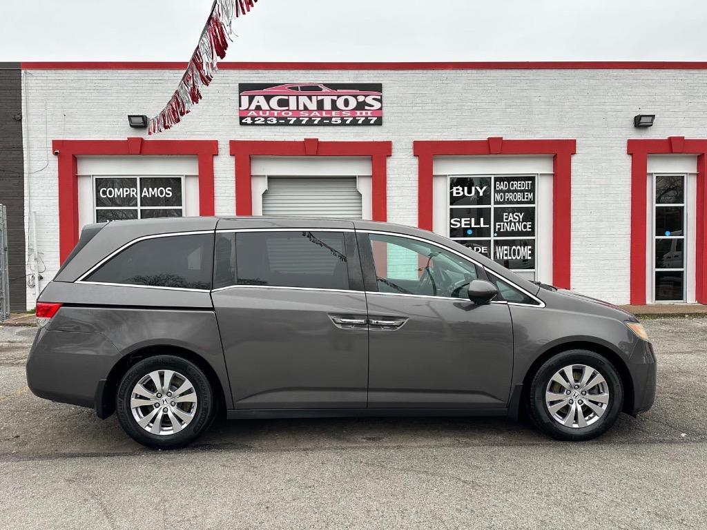 2016 Honda Odyssey - $11,995