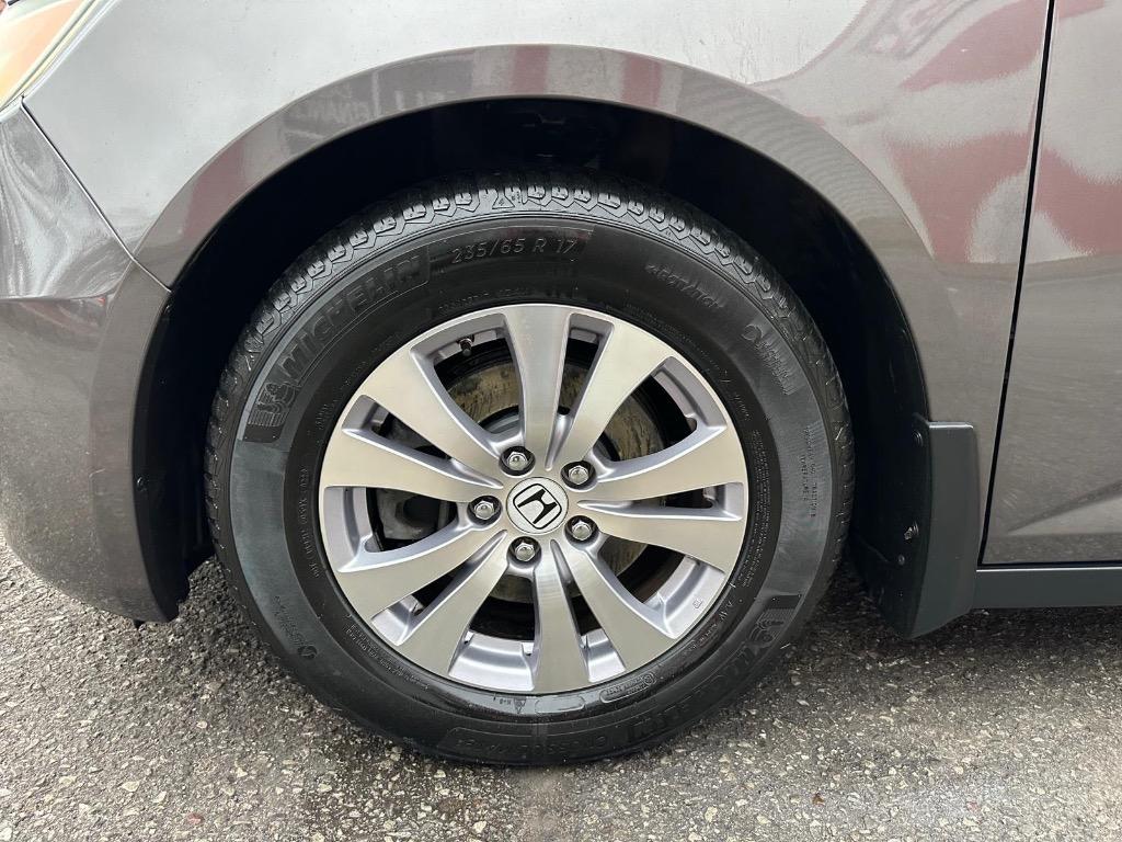 2016 Honda Odyssey - $11,995
