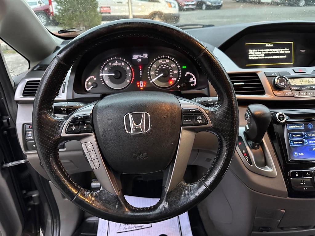 2016 Honda Odyssey - $11,995