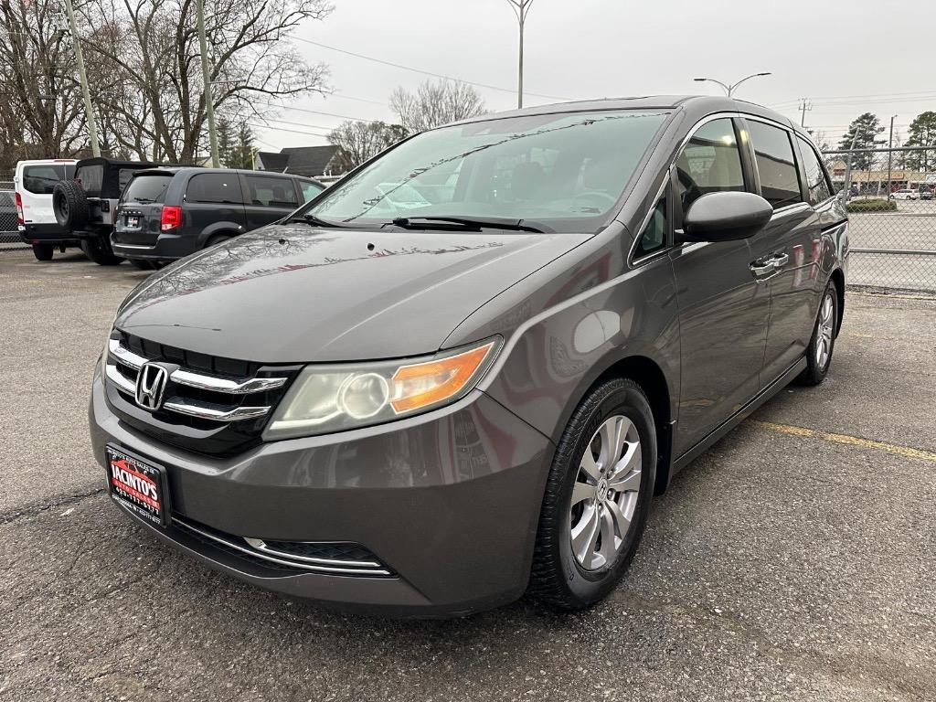 2016 Honda Odyssey - $11,995