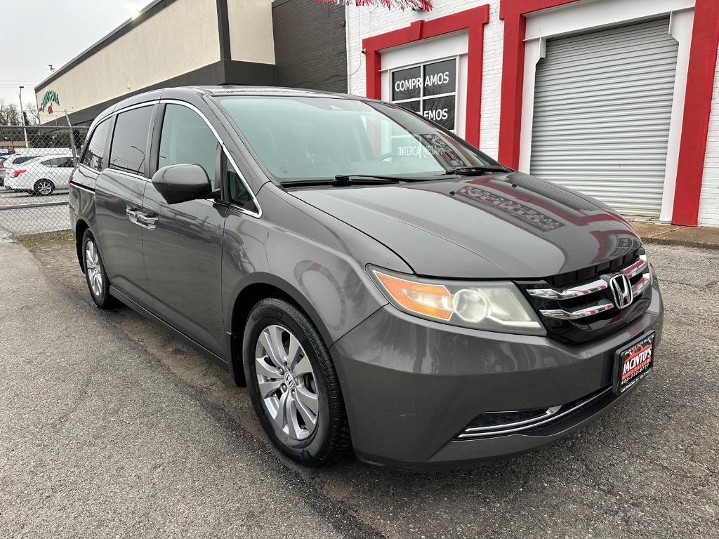 2016 Honda Odyssey - $11,995
