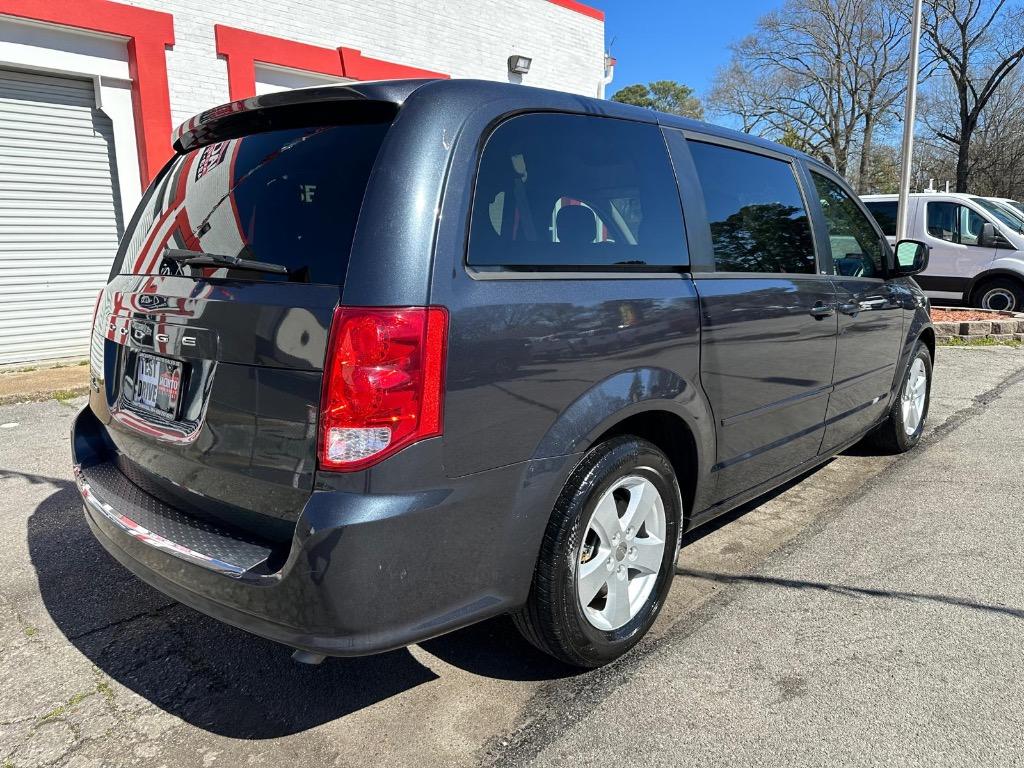 2013 Dodge Grand Caravan - $8,995