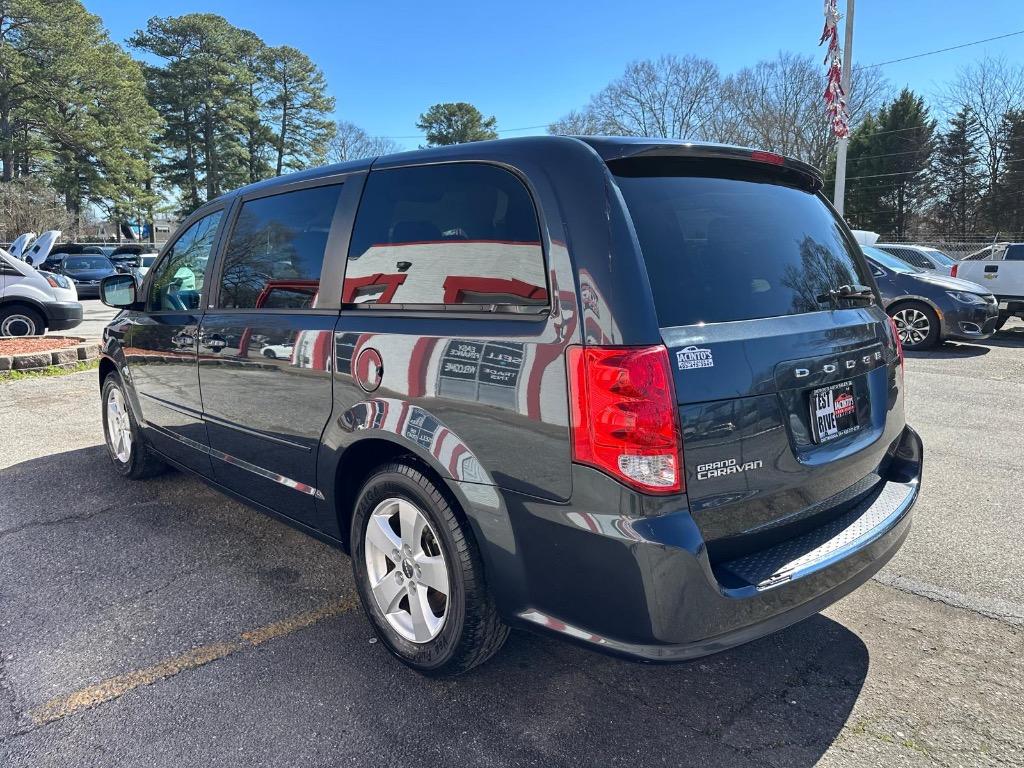 2013 Dodge Grand Caravan - $8,995