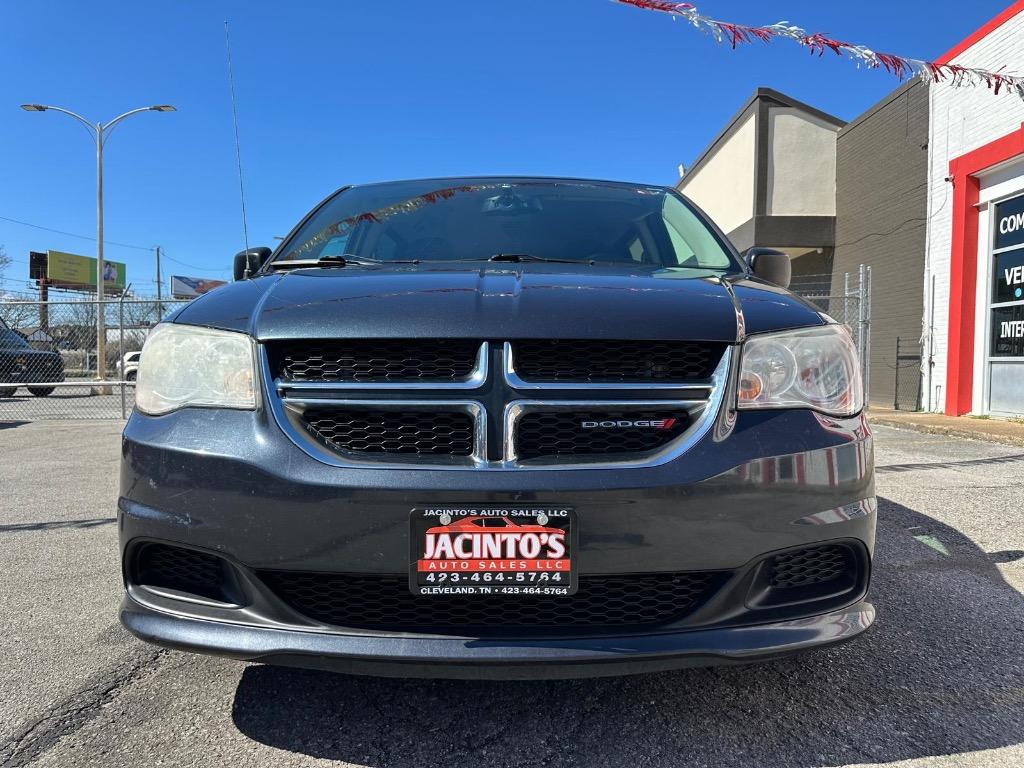 2013 Dodge Grand Caravan - $8,995