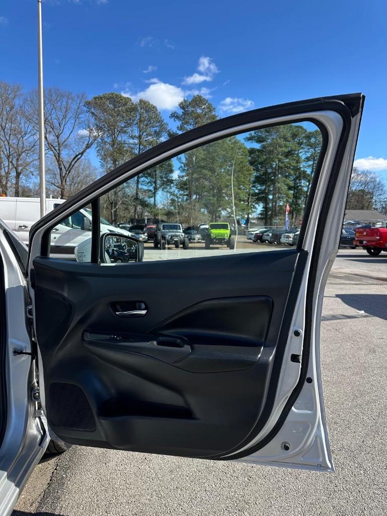 2020 Nissan Versa - $11,995