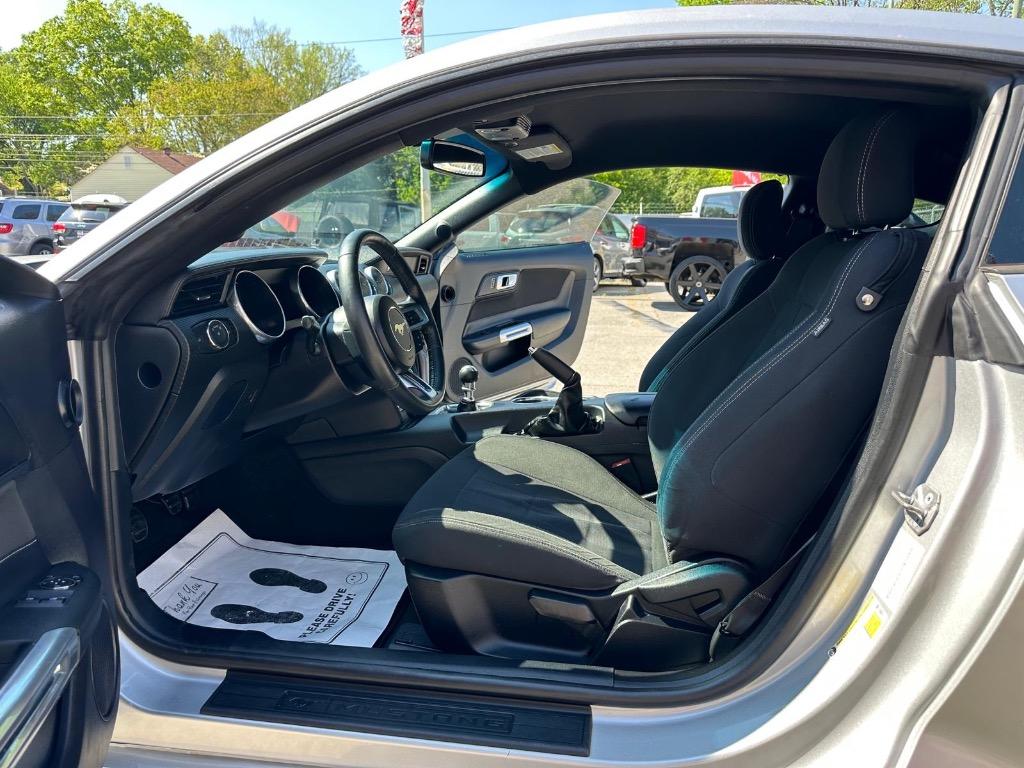 2018 Ford Mustang - $13,995
