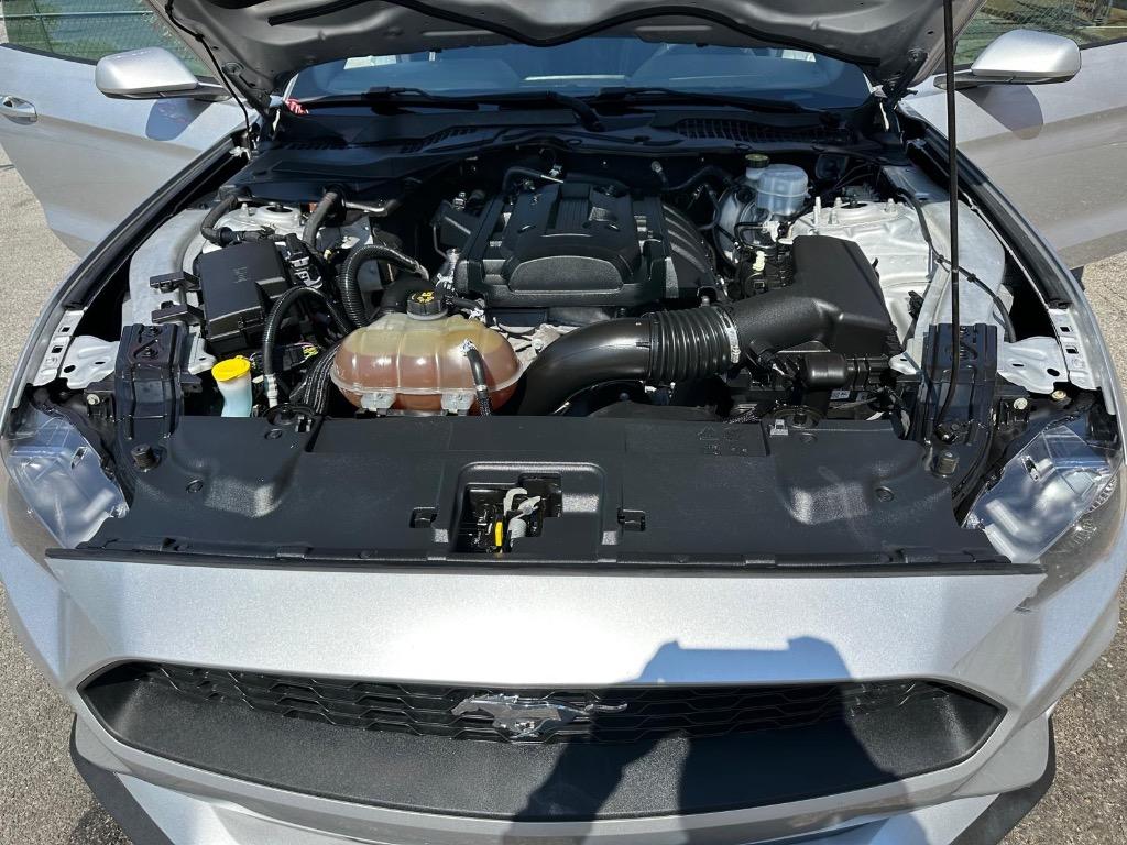 2018 Ford Mustang - $13,995