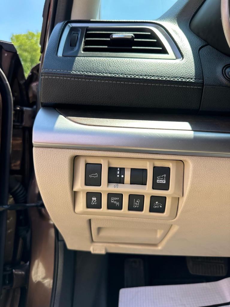 2019 Subaru Outback - $10,995