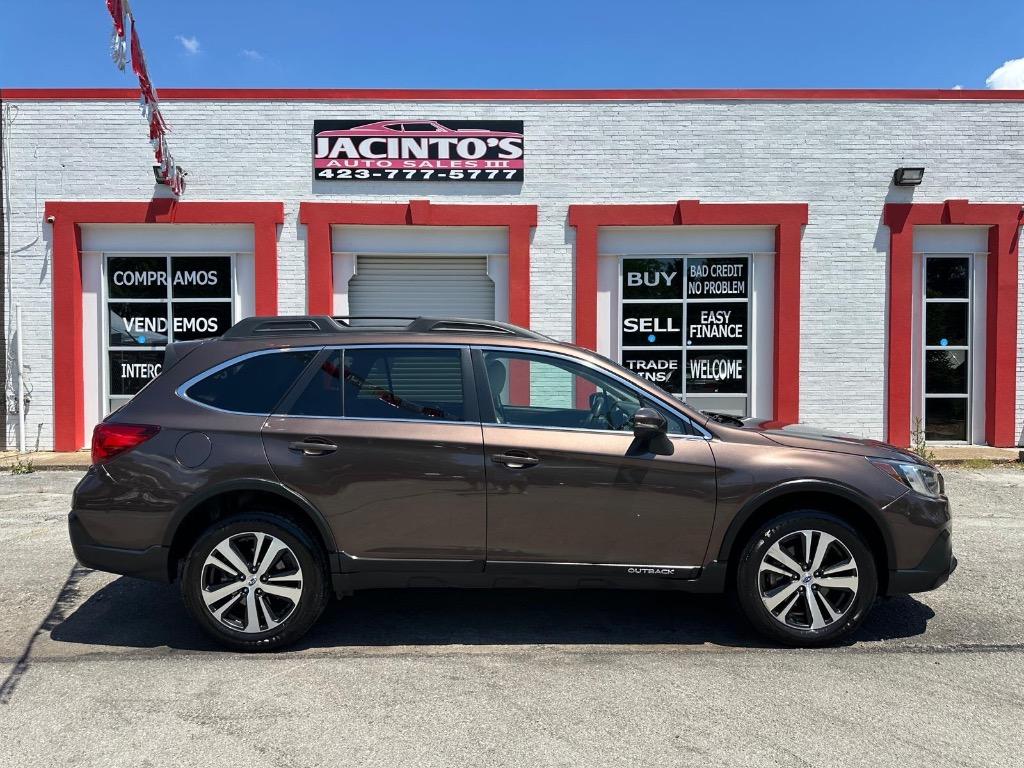 2019 Subaru Outback - $10,995
