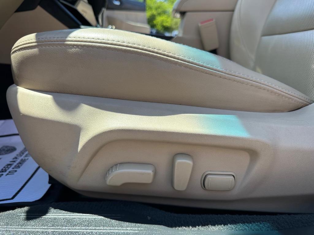 2019 Subaru Outback - $10,995