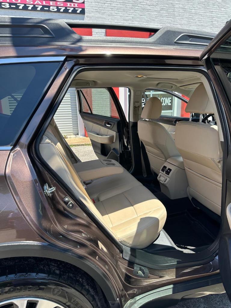 2019 Subaru Outback - $10,995