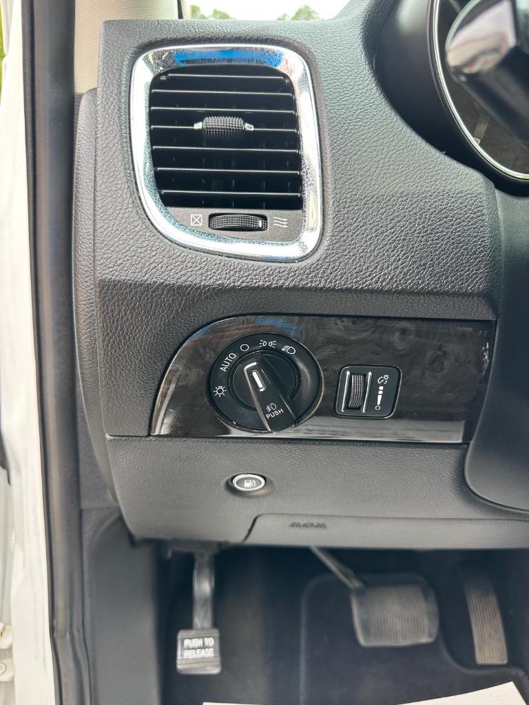 2015 Dodge Durango - $11,995