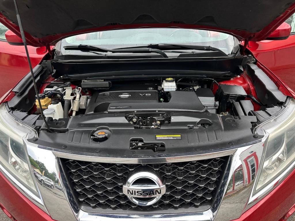 2015 Nissan Pathfinder - $8,995