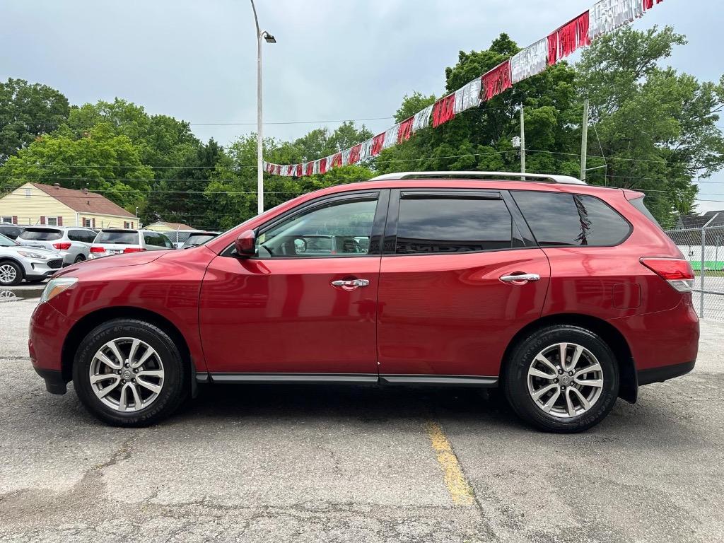 2015 Nissan Pathfinder - $8,995
